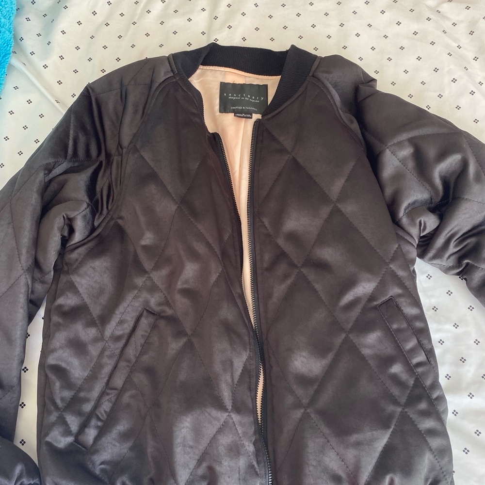 Women black nice jacket